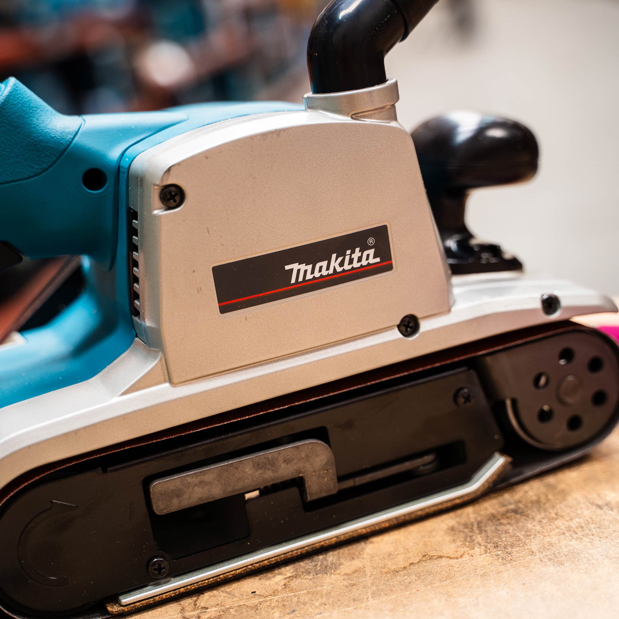 MAKITA 9403 240v 1200w 4" Belt Sander ToolStore UK