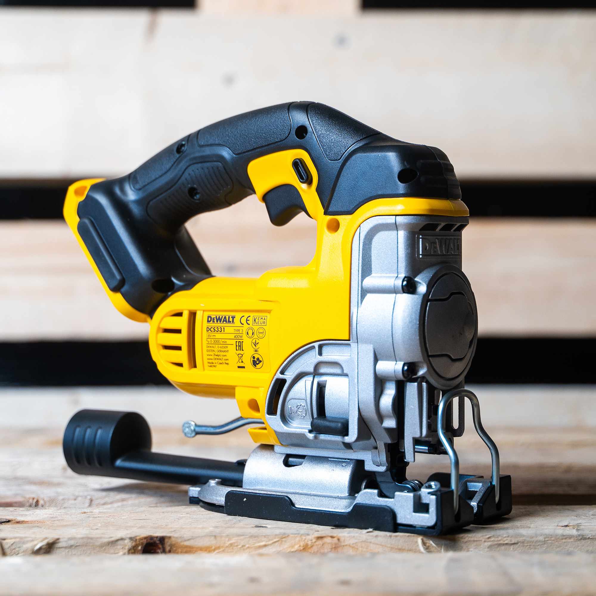 DCS331N Premium Dewalt 18v Jigsaw XR ToolStore UK