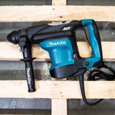 MAKITA S-MAK32C 110v SDS Plus Rotary Hammer Drill complete with Accessories
