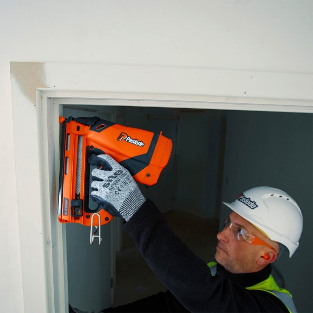PASLODE PASLODE IM65A/F16 Li-Ion Impulse Angled Nailer