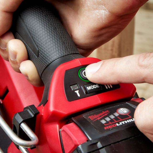 MILWAUKEE MILWAUKEE M18FFN-0C 18v FUEL Framing Nailer BODY