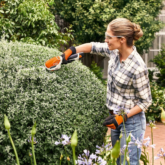 STIHL HSA26 10.8v Shrub Shears ToolStore UK