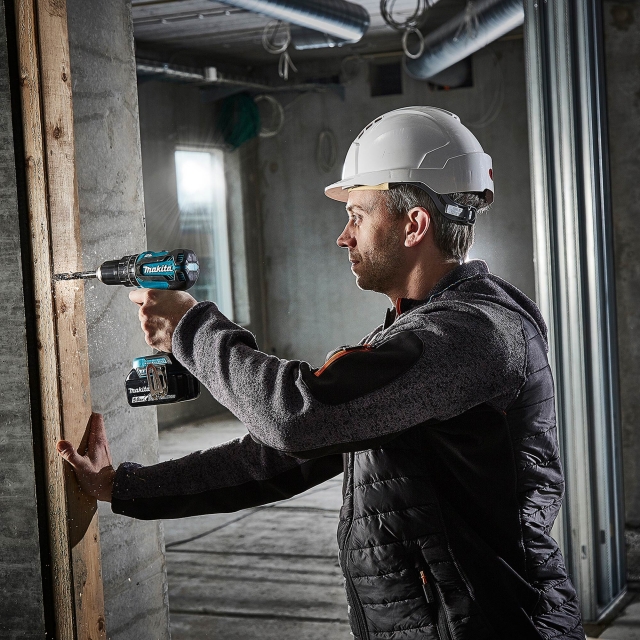 MAKITA MAKITA DHP485STX5 18v Combi Drill 1x5ah + 101 Accessories