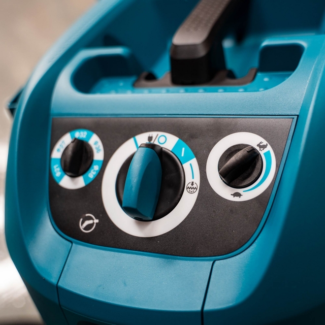 MAKITA MAKITA VC4210MX1/1 110v 16A M-Class Dust Extractor