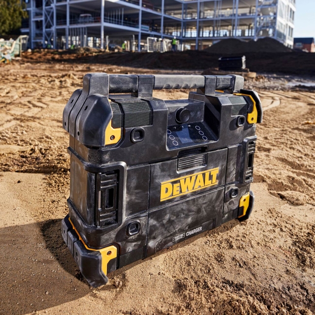 DEWALT DEWALT DWST1-81079 240v Tstak Radio