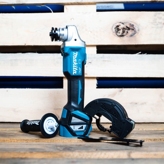 MAKITA MAKITA DGA463Z 18v Brushless 115mm Grinder BODY ONLY