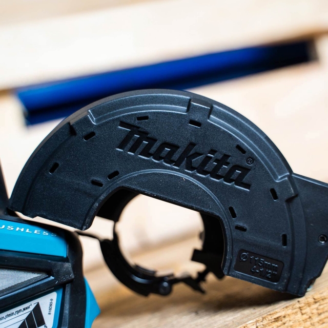 MAKITA MAKITA DGA463Z 18v Brushless 115mm Grinder BODY ONLY