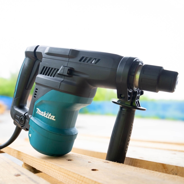 MAKITA MAKITA HR3001CJ 110v SDS Plus 1050w Rotary Hammer