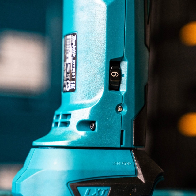 Makita DTM51Z Cordless Multi-tool