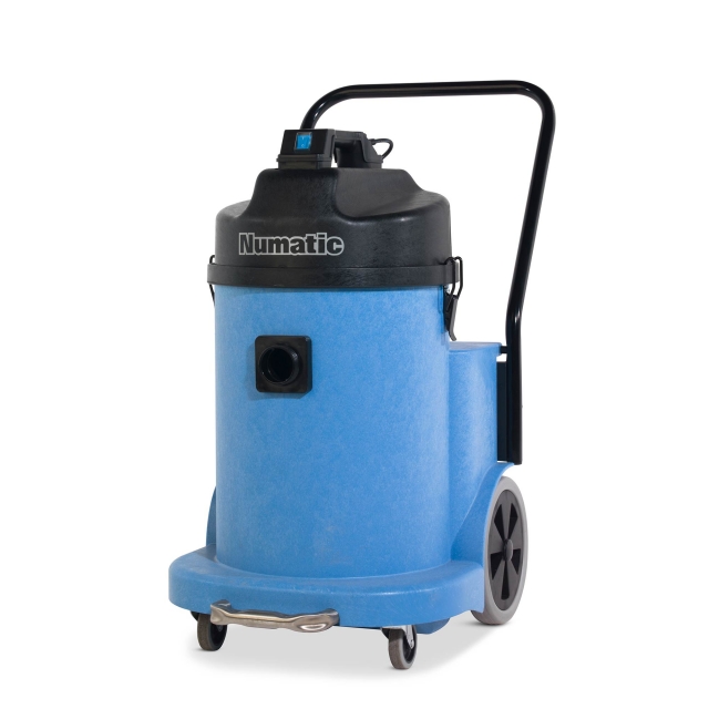 NUMATIC NUMATIC WVD900-2 110v Wet and Dry Vac with BB8 Kit