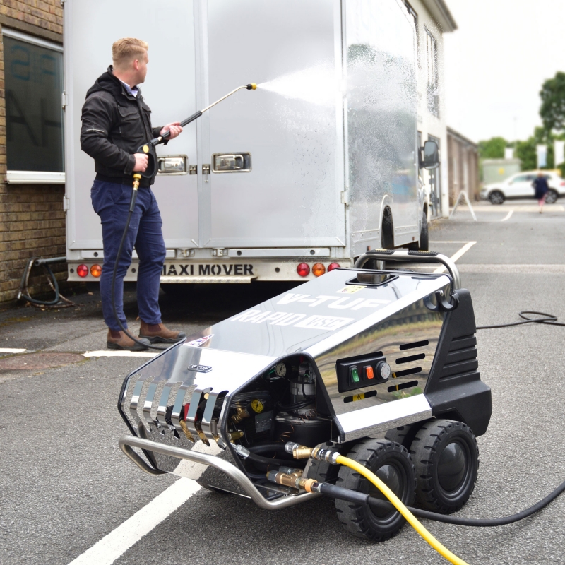 V-TUF V-TUF RAPIDMSH 240v Hot Water Pressure Washer