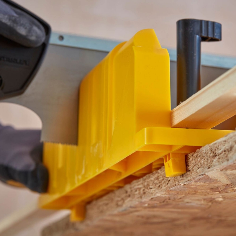 STANLEY STANLEY 1 20 600 Mitre Box with Saw