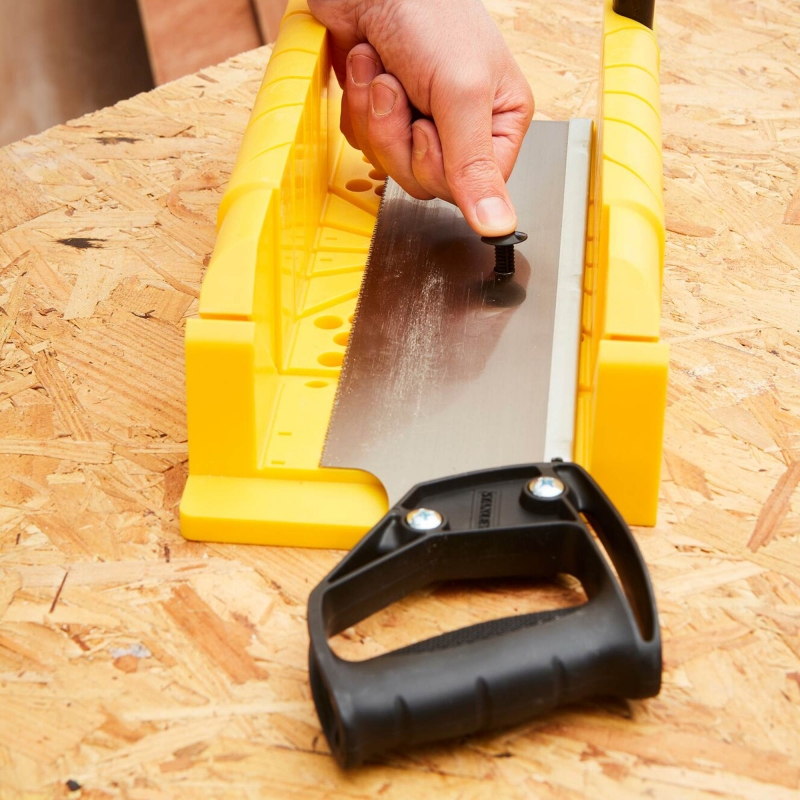 STANLEY STANLEY 1 20 600 Mitre Box with Saw