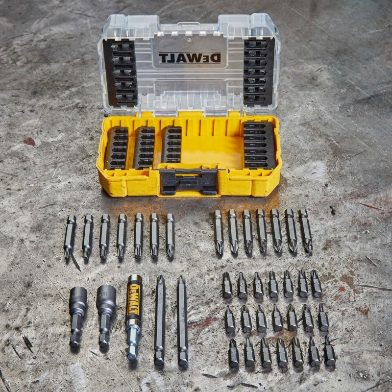 DEWALT DEWALT DT70702QZ 40 Piece Screw Driving Set