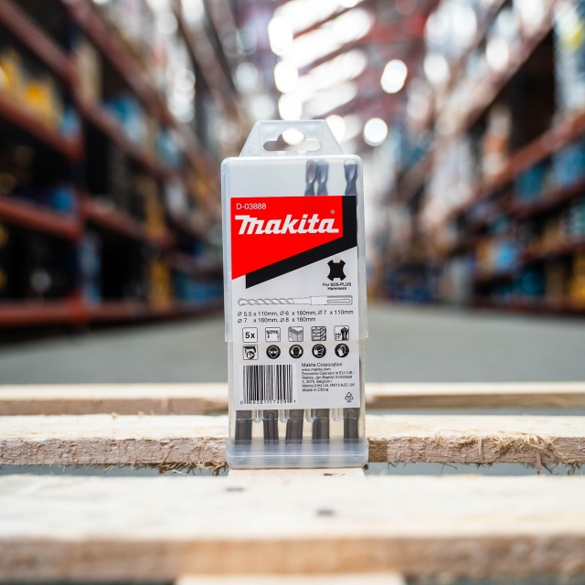 MAKITA MAKITA S-MAK32C 110v SDS Plus Rotary Hammer Drill complete with Accessories