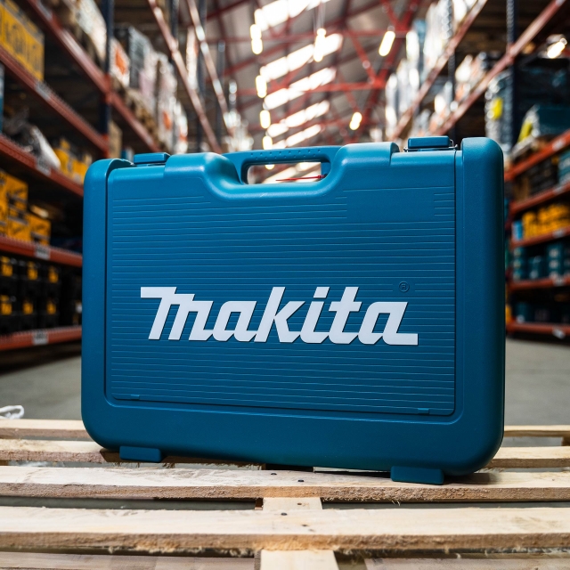 MAKITA MAKITA S-MAK32C 110v SDS Plus Rotary Hammer Drill complete with Accessories