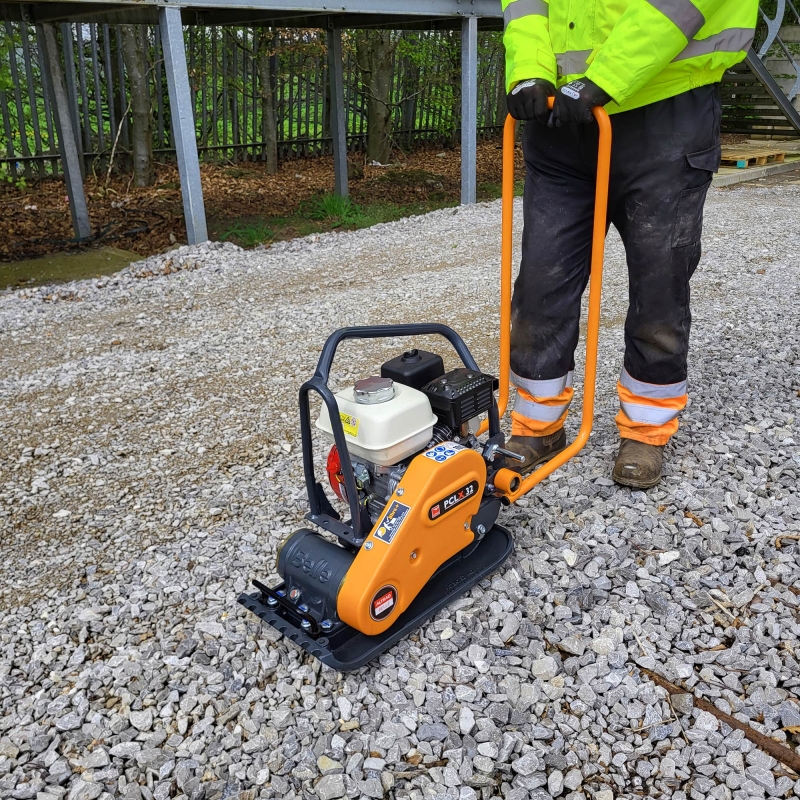 BELLE BELLE PCLX32 Petrol GX120 Plate Compactor 13