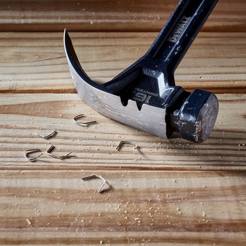 DEWALT DEWALT DWHT51002-0 Curve-Claw Steel Hammer - 16oz