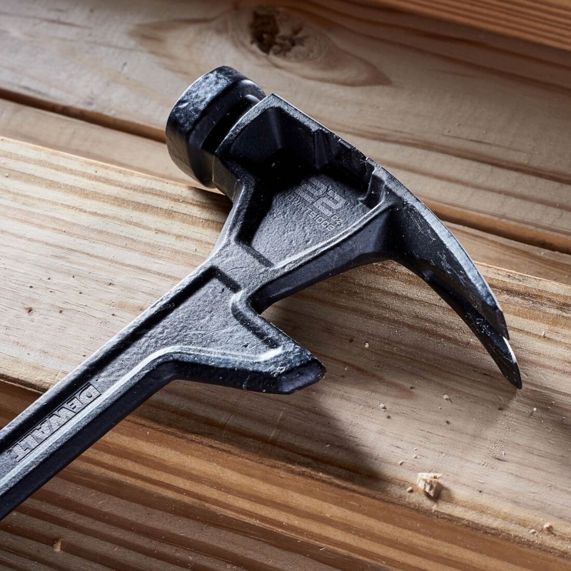 DEWALT DEWALT DWHT51008-0 22oz Rip Claw Demolition Hammer