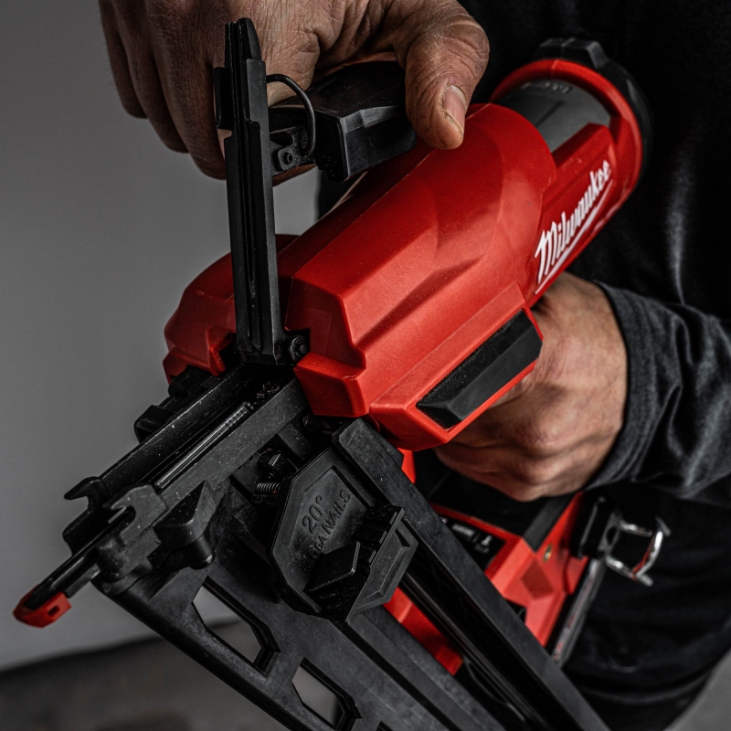 MILWAUKEE MILWAUKEE M18FN16GA-0 18v 16G Finish Nailer BODY ONLY