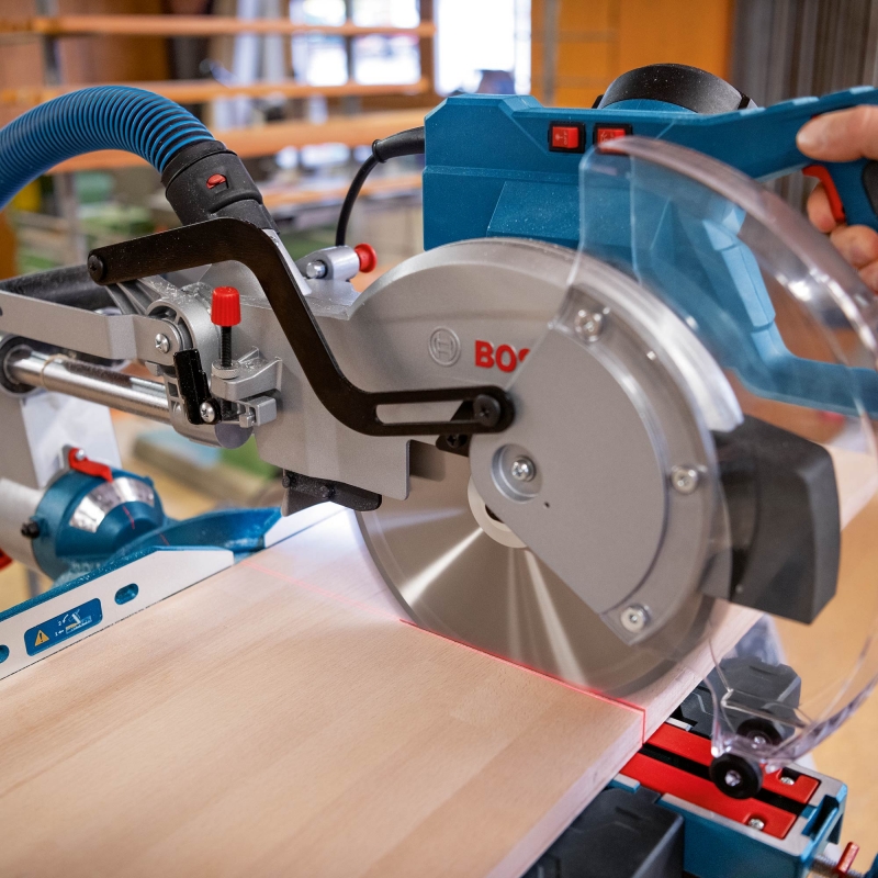 BOSCH BOSCH GCM305-254D 240v 10