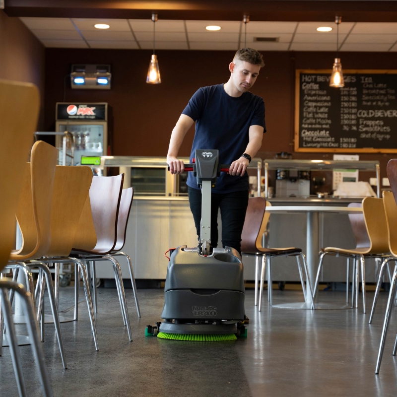 NUMATIC NUMATIC 920086 TTB1840NXRHM 36v Scrub Dryer with 2x Batteries