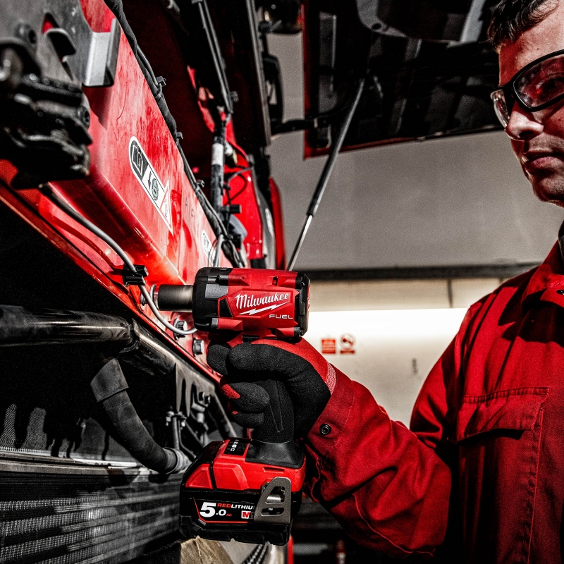 MILWAUKEE MILWAUKEE M18FIW2F12-0 FUEL 18v Impact Wrench BODY ONLY