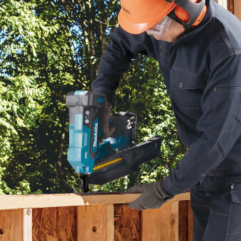 MAKITA MAKITA DBN901ZK 18v Brushless Framing Nailer BODY ONLY