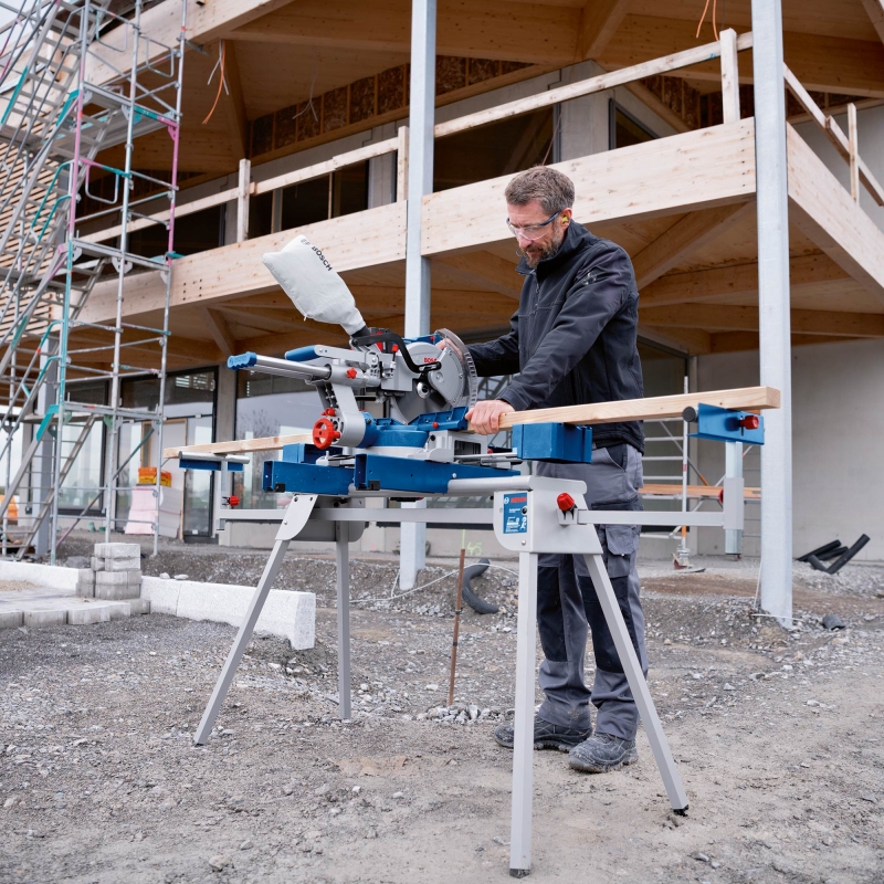 BOSCH BOSCH GCM18V-254D 18v Brushless 254mm Mitre Saw BODY ONLY