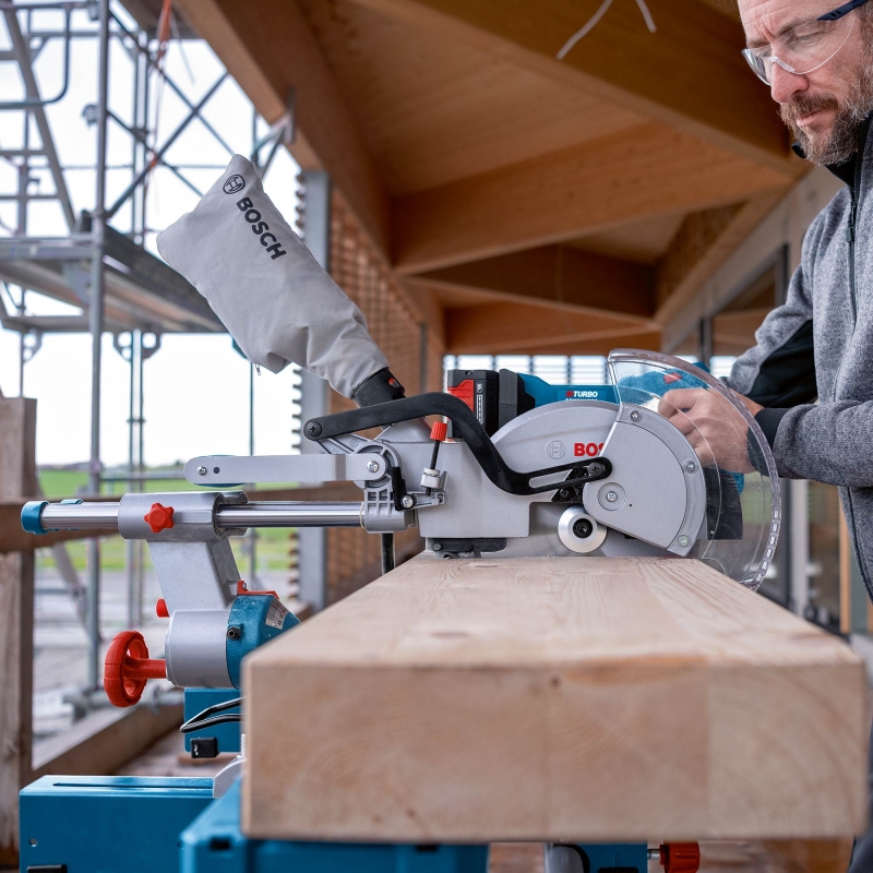 BOSCH BOSCH GCM18V-254D 18v Brushless 254mm Mitre Saw BODY ONLY