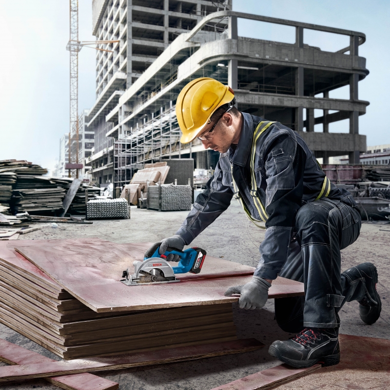 BOSCH BOSCH GKS18V-51 18v Circular Saw BODY ONLY