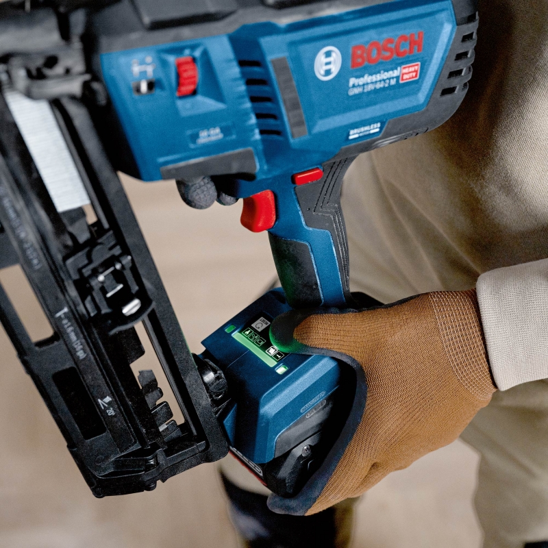 BOSCH BOSCH GNH18V-64-2M 18v Brushless 16G Nailer BODY ONLY with LBoxx Carry Case