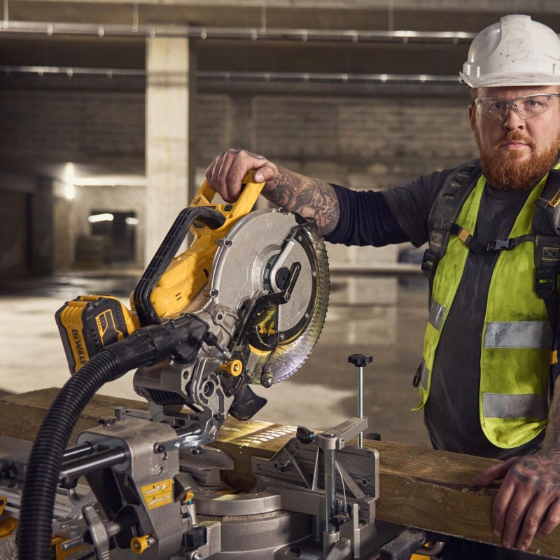 DEWALT DEWALT DCS782XW2 18v Brushless 305mm Slide Mitre Saw with 2x8ah Batteries