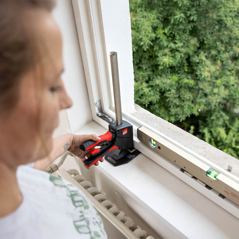 BESSEY BESSEY BEY23 One Handed Lifting Tool BEYCEPS