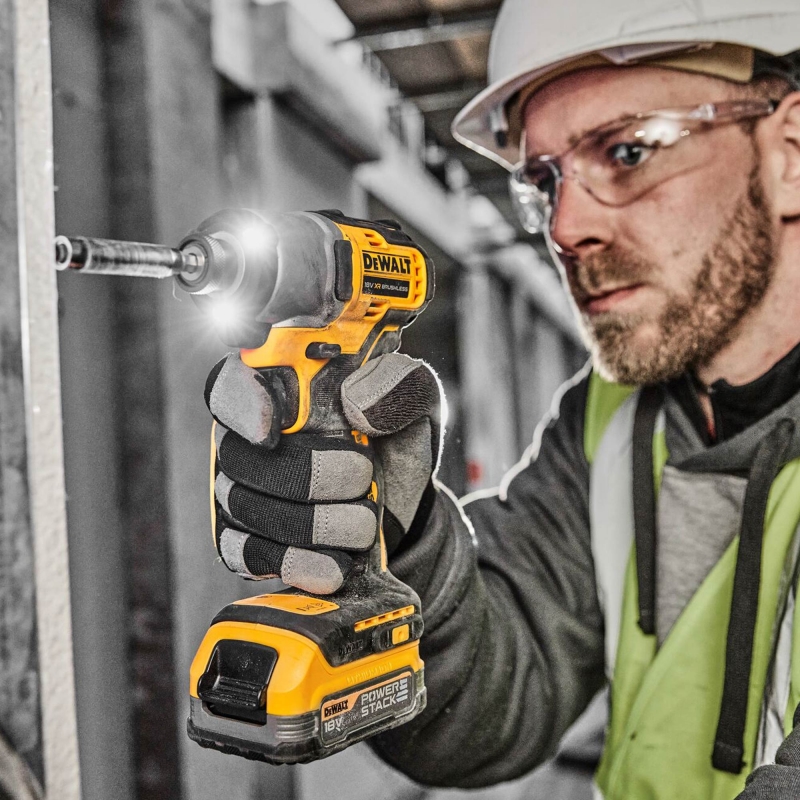DEWALT DEWALT DCF840E2T 18v Compact Impact Driver with 2x Powerstack Batteries