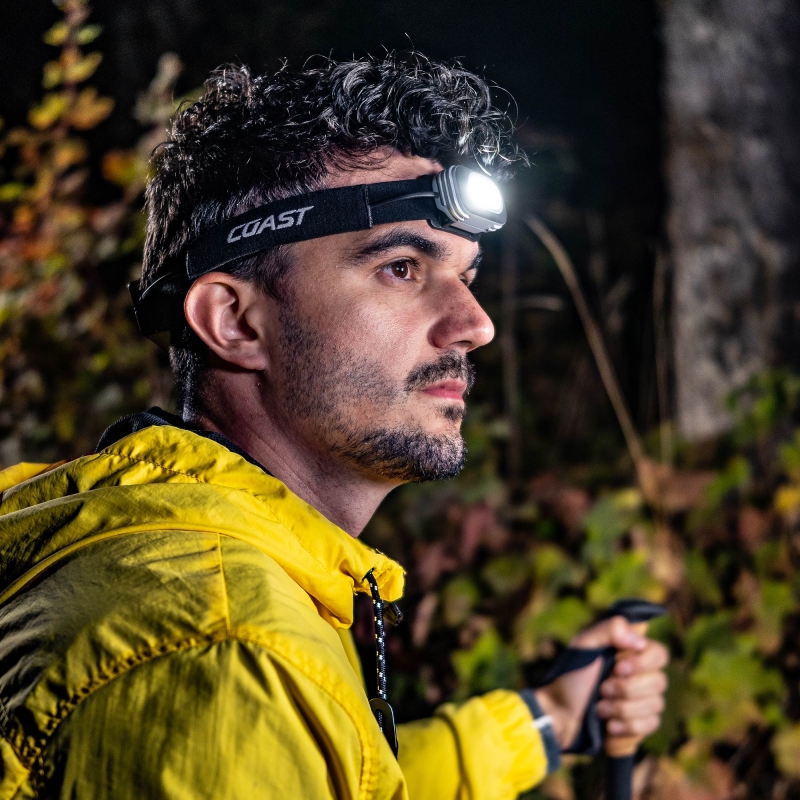 COAST COAST RL10 LED Head Torch 560 Lumens 3xAAA Batteries