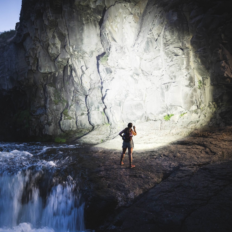 COAST COAST XP20R Rechargeable Torch 4000 Lumens