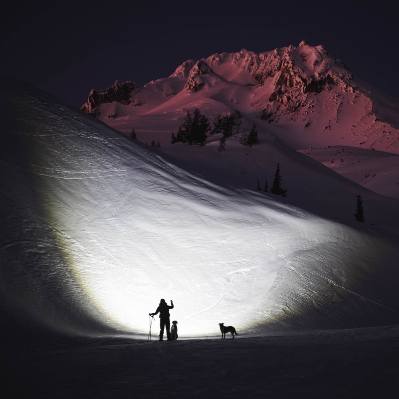 COAST COAST XP20R Rechargeable Torch 4000 Lumens