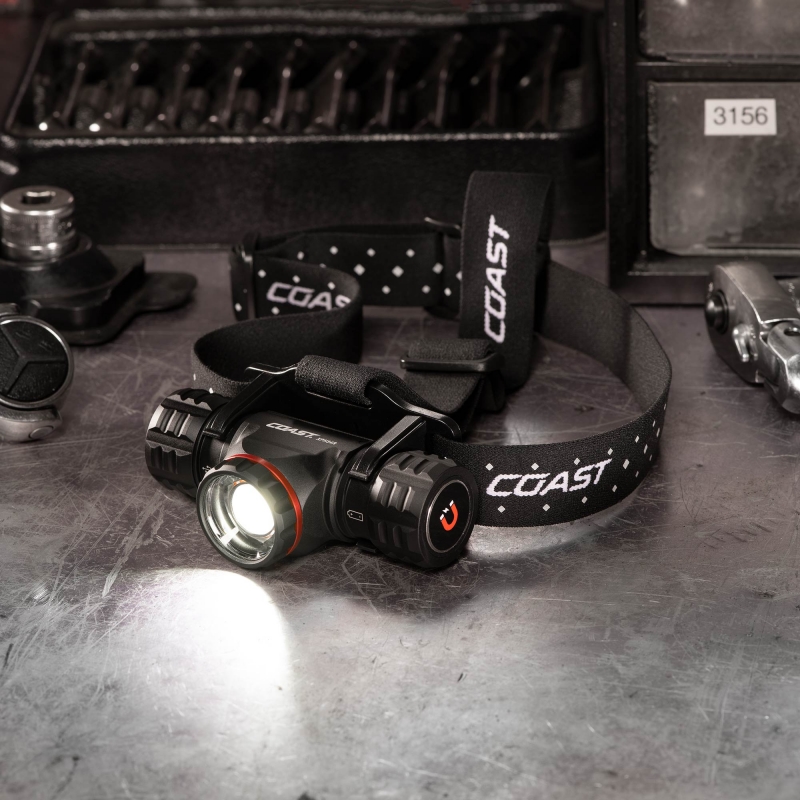 COAST COAST XPH34R Rechargeable Head-Torch 2400 Lumens