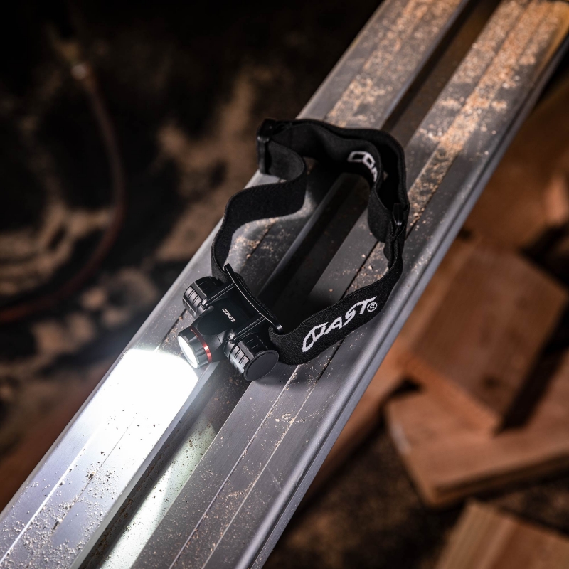 COAST COAST XPH25R Rechargeable Head Torch 410 Lumens