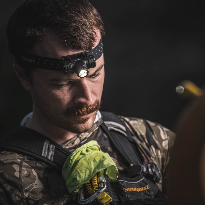 COAST COAST XPH25R Rechargeable Head Torch 410 Lumens