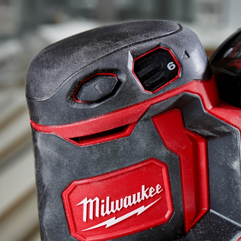MILWAUKEE MILWAUKEE M18BOS125-0 18v Random Orbital Sander BODY ONLY
