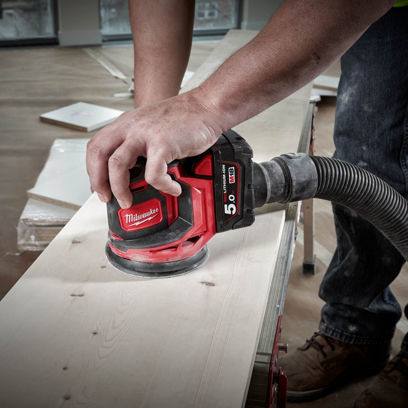 MILWAUKEE MILWAUKEE M18BOS125-0 18v Random Orbital Sander BODY ONLY