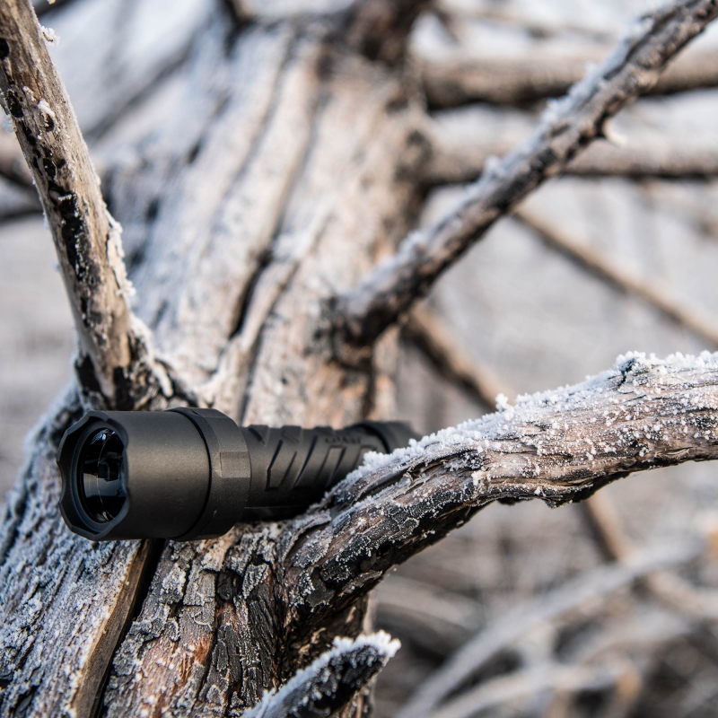 COAST COAST POLYSTEEL 400R Twist Focus LED Torch 400 Lumens