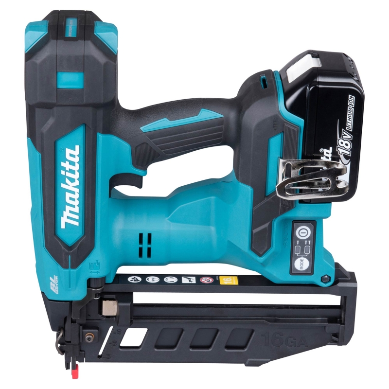MAKITA MAKITA DBN601RTJ 18v Finishing Nailer with 2x5ah Batteries