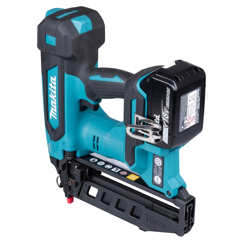 MAKITA MAKITA DBN601RTJ 18v Finishing Nailer with 2x5ah Batteries