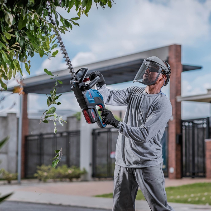 BOSCH BOSCH GHE18V-60 18v Brushless Hedge Trimmer BODY ONLY