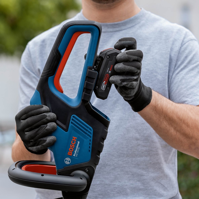 BOSCH BOSCH GHE18V-60 18v Brushless Hedge Trimmer BODY ONLY