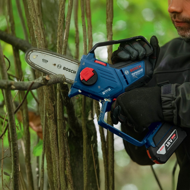 BOSCH BOSCH GKE18V-15 Pruning Chainsaw BODY ONLY