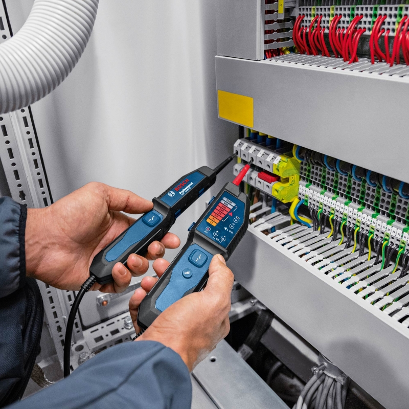 BOSCH BOSCH GVT1000-15 Voltage Tester (AAA)